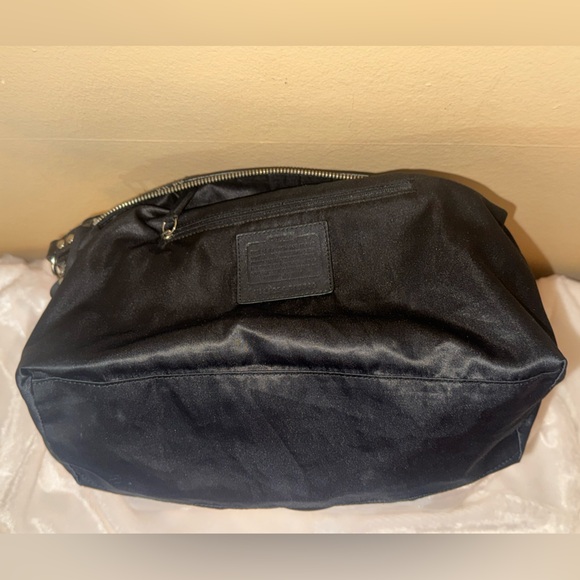 COACH Ashley Horse & Carriage Satchel Handbag w/ Shoulder Strap - Picture 7 of 16